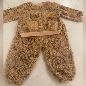 Disney Pooh Bear Outfit